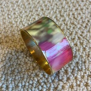 Kate Spade wide bangle bracelet.  Beautiful colors 🩷❤️🩵💚